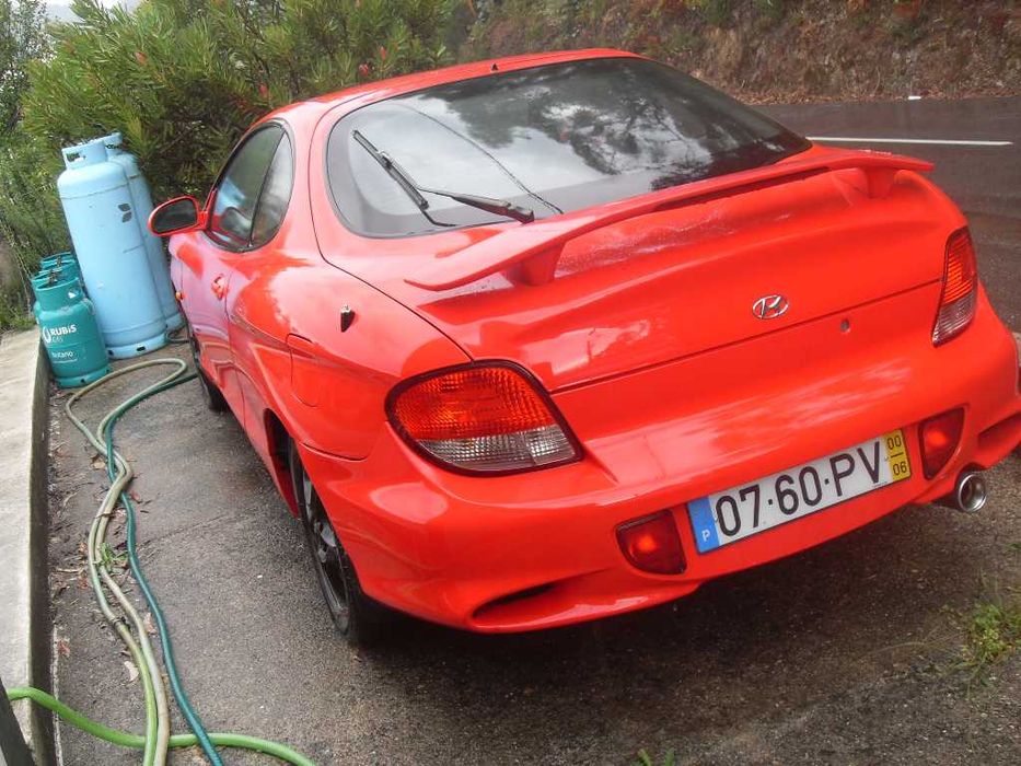 Hyundai FX COUPÉ em bom estado