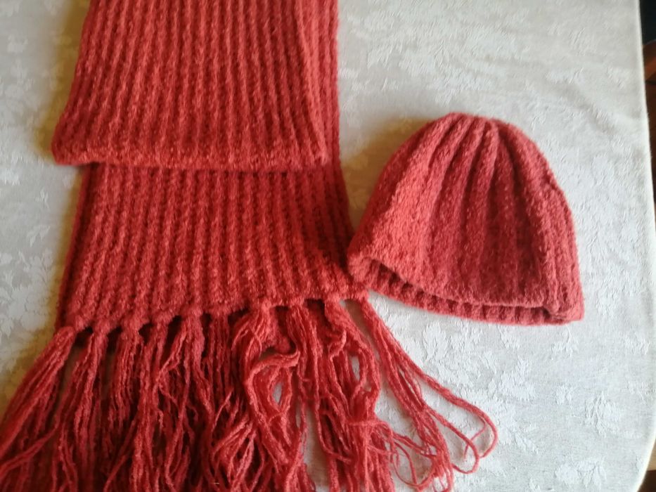 komplet : czapka z szalikiem