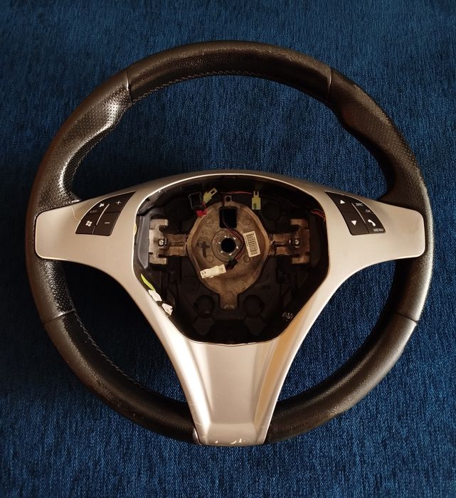 Volante Alfa Romeo Mito