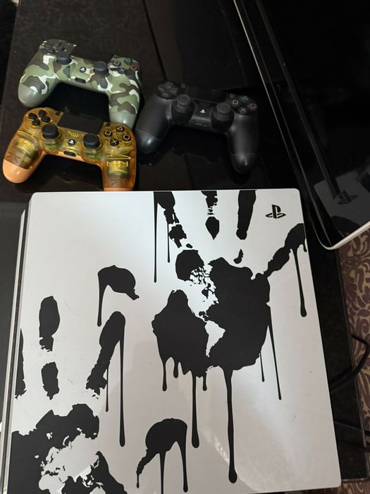 Sony PlayStation 4 pro limited edition