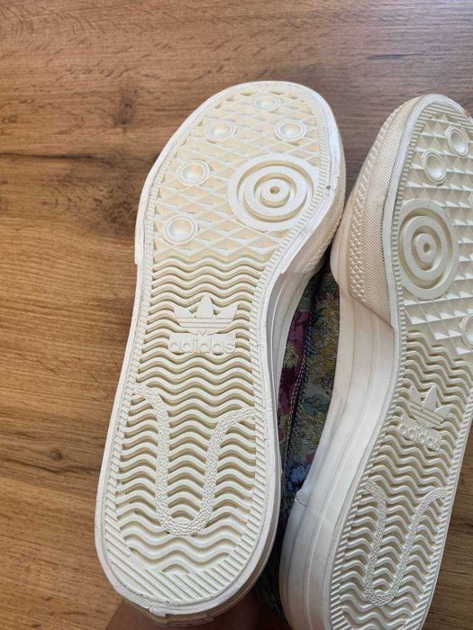 Adidas Originals slip-on оригінал кеди 44 розмір квіткові