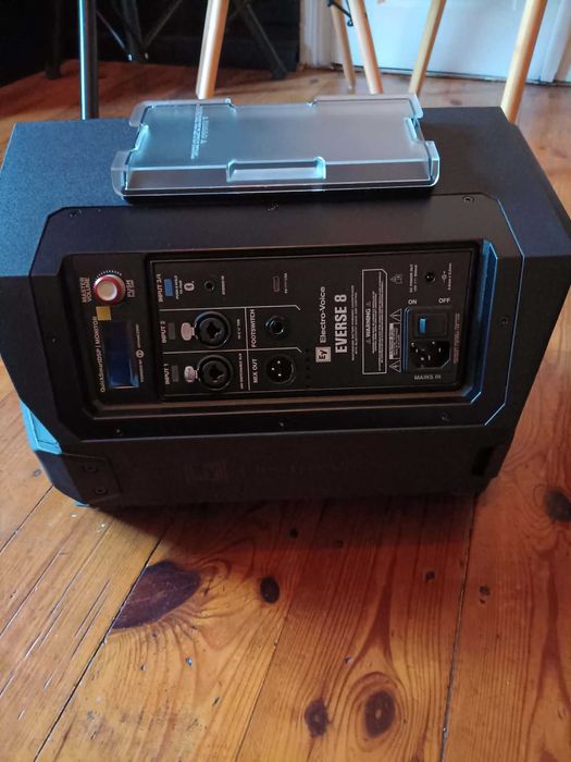 Electro Voice Everse 8