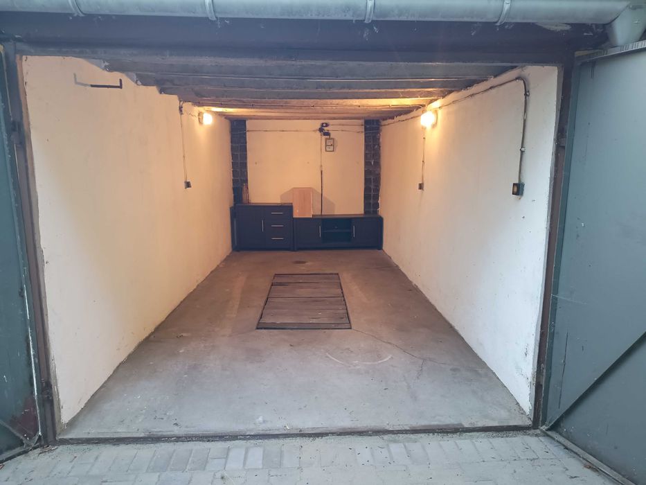 Garaż jednostanowiskowy ul. Dekana