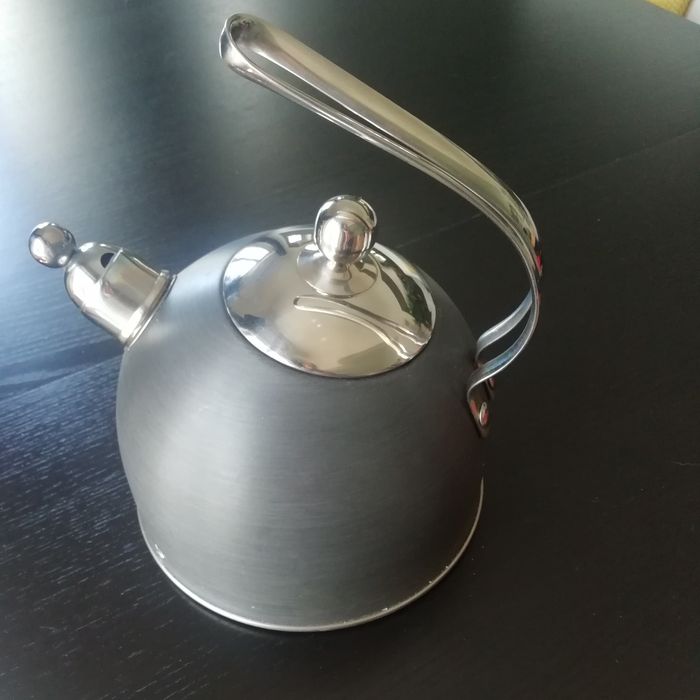 Chaleira antiga inox