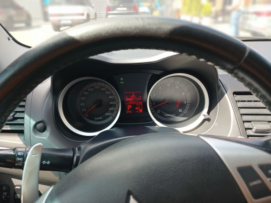 Mitsubishi Lancer 2009 VIN JMBLTCX3A9U002885 фото оголошення 10 з 18