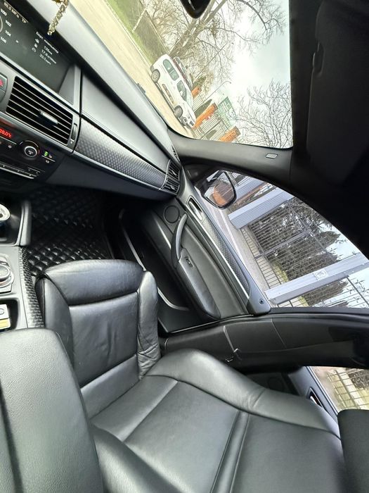 Продам авто BMW X6