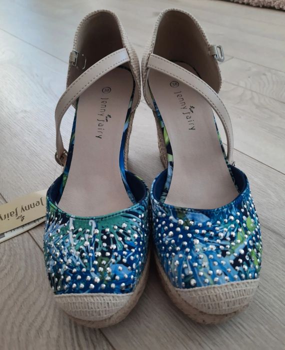 NOWE Buty na koturnie, sandałki, letnie r.38