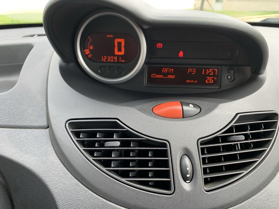 Renault Twingo 1.2 Gt /100cv/ AC /123 mkms