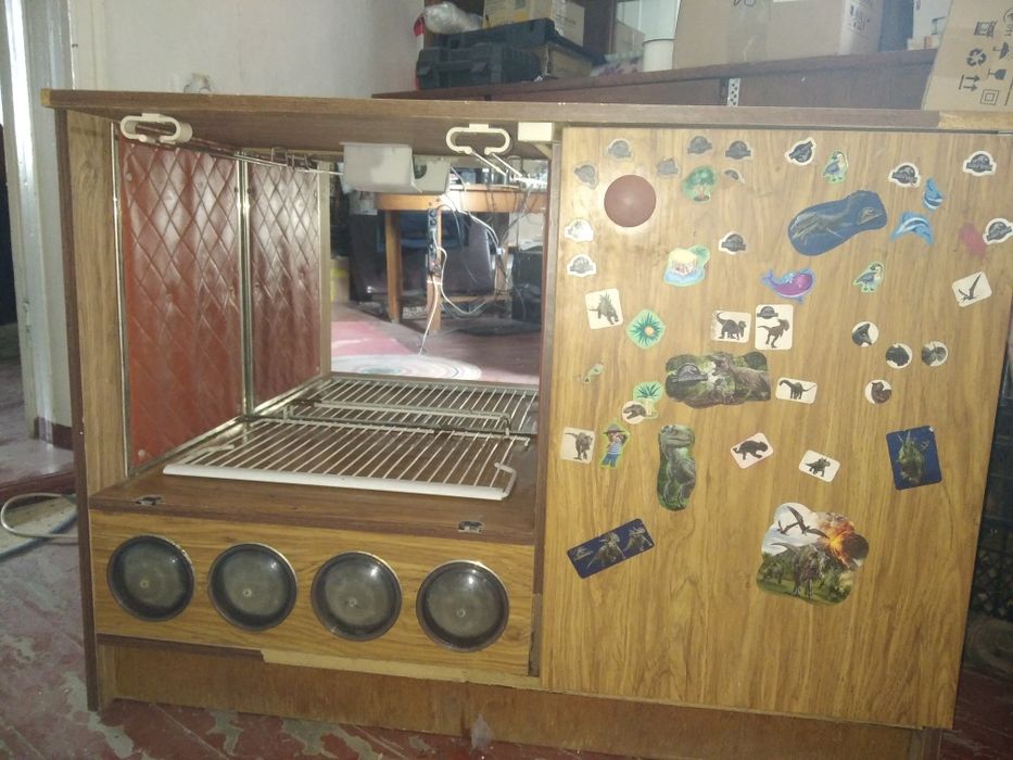 Продам бар холодильник