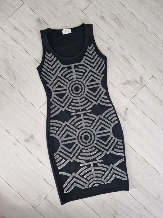Sukienka cekinową sylwester bodycon mini