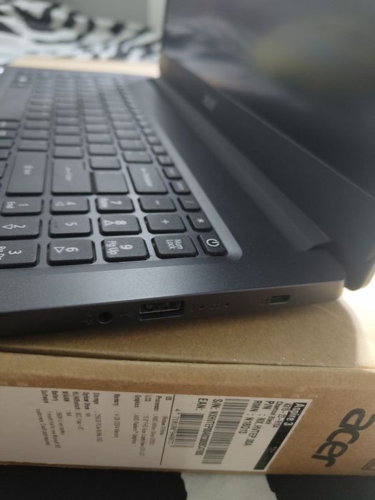 Laptop Acer Aspire 3