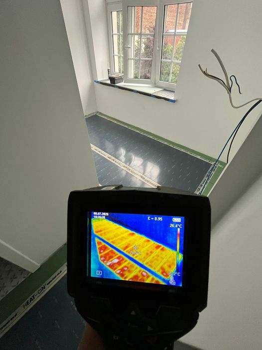 Folia grzewcza mata na podczerwień , pod panele