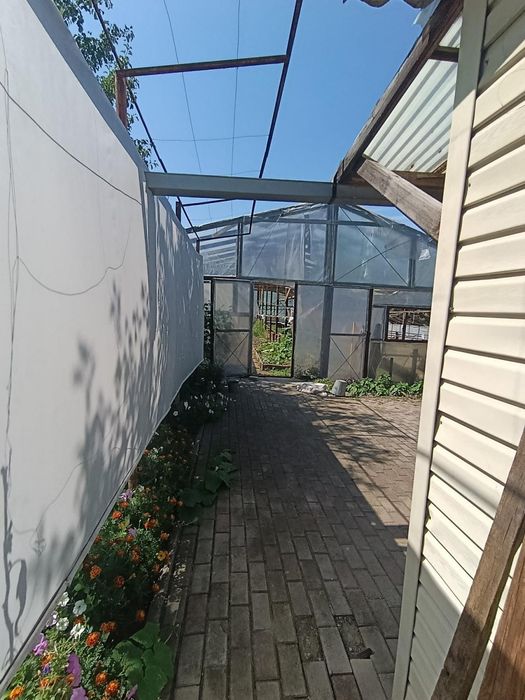 Будинок у Харкові в тихому, затишному місці