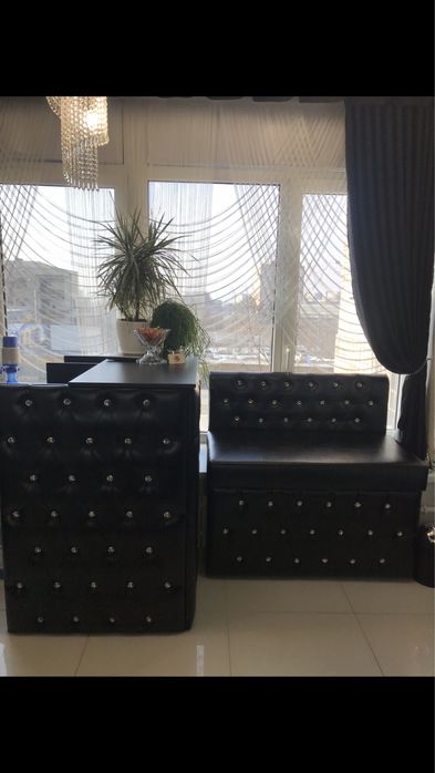 Сдается Парикмахерское место на пр. Науки