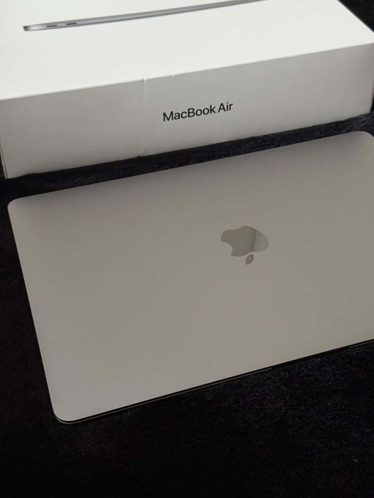 Apple. Macbook Air 13 m1