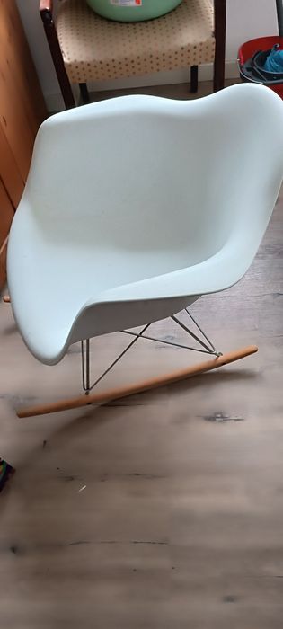 Cadeira de baloiço IKEA