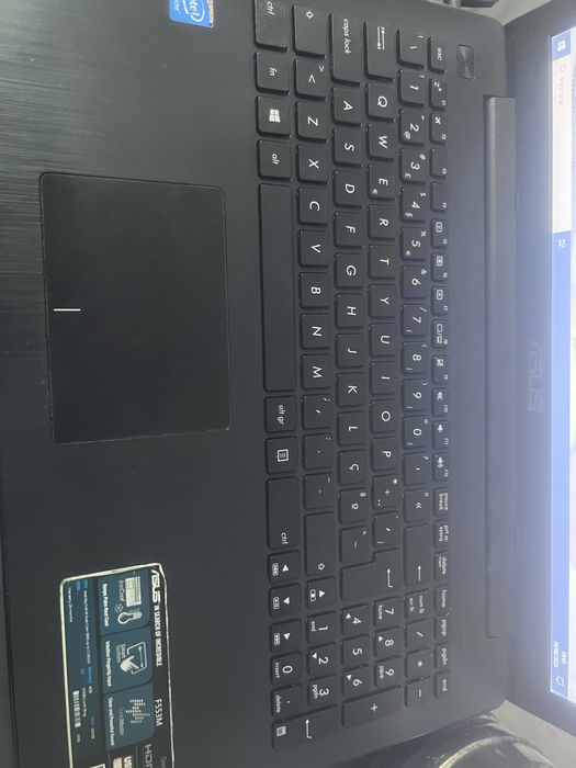 Computador Asus F553M
