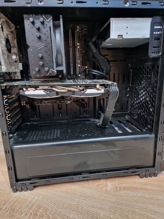 Komputer do gier GTX