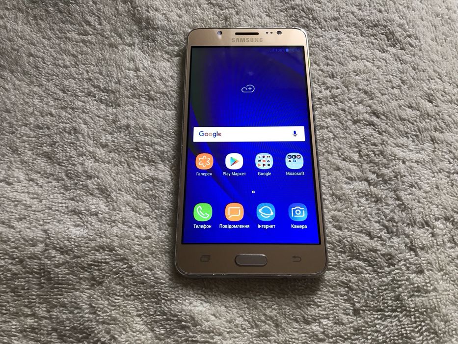 Samsung J5, SM-J510. 2/16GB, 5.2 дюйма. В идеале !