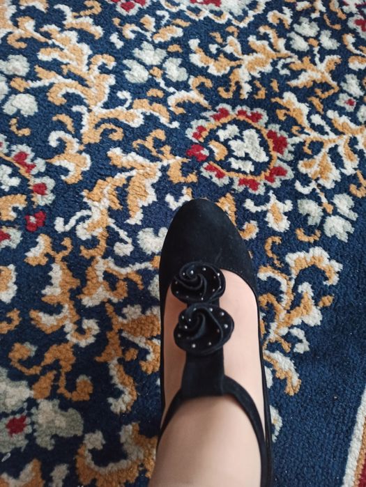 Жіночі замшеві туфлі