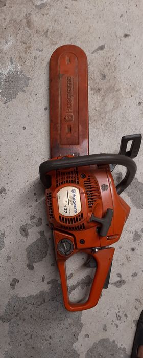 Piła spalinowa Husqvarna 137