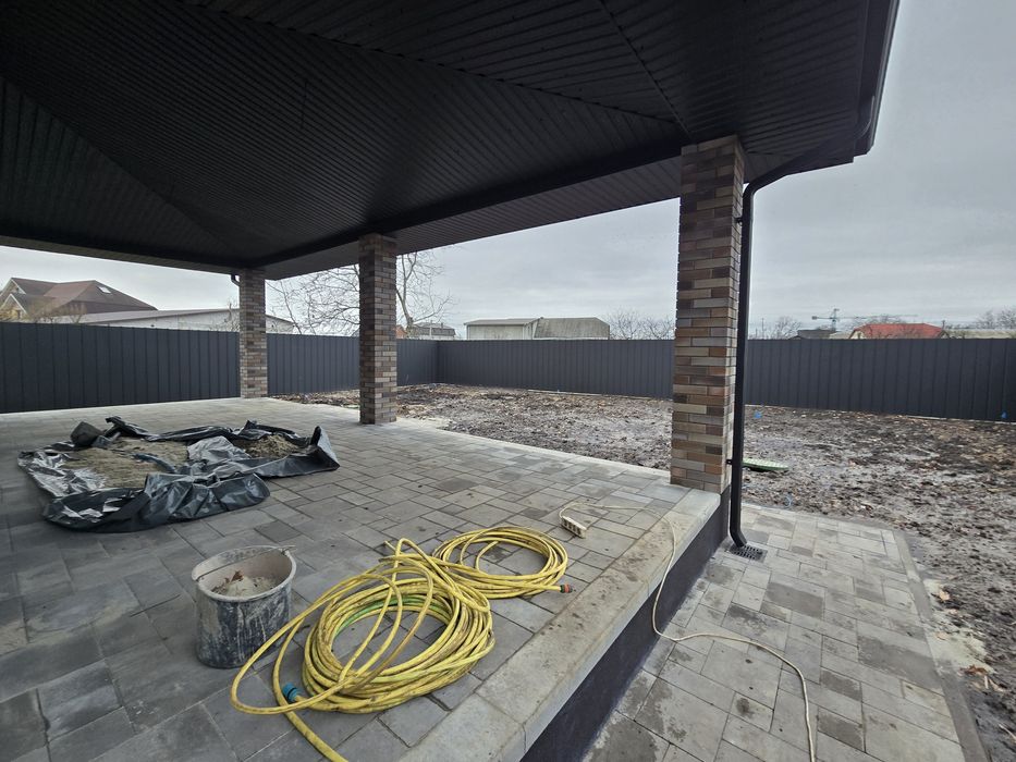 Будинок 220 м2 біля школи сквер дуби с. Чабани поруч Гатне Теремки