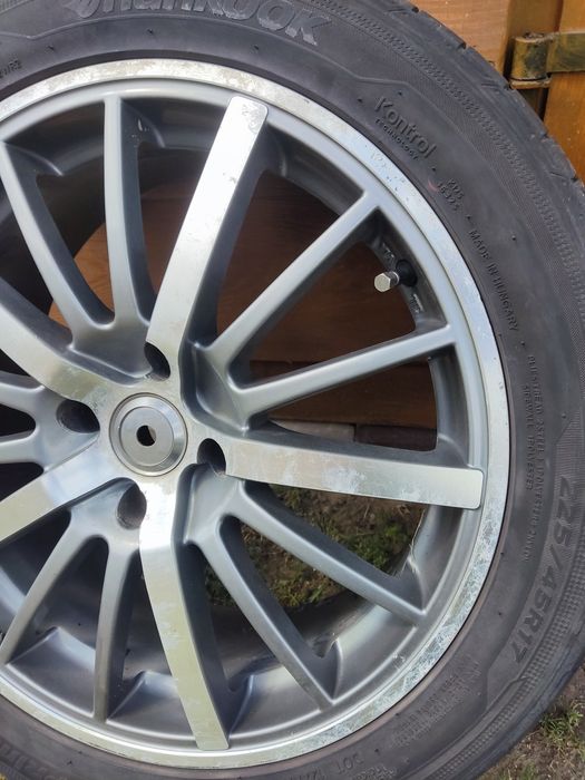 Alufelgi AVUS AC-M01 17' z oponami Hankook Ventus Prime 3 225/45/17