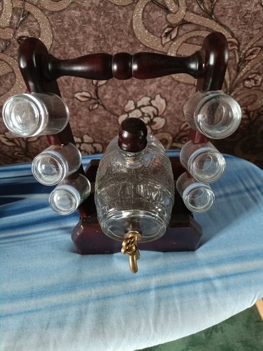 Рюмки с бочечкой