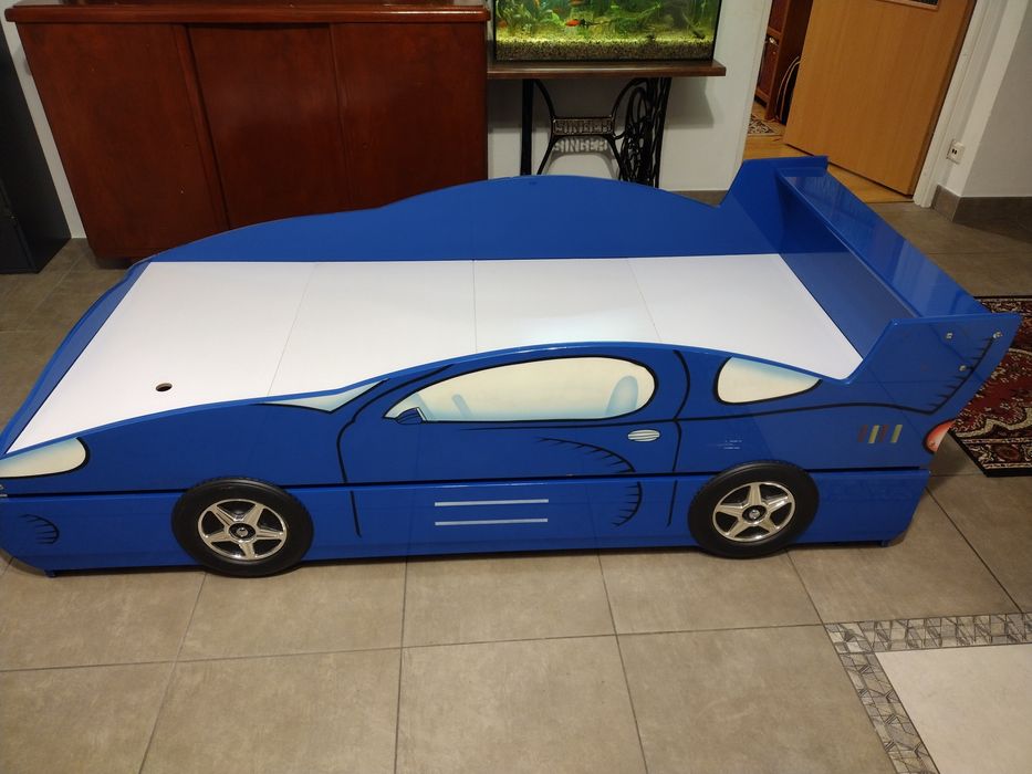 Łóżko dla dziecka samochód