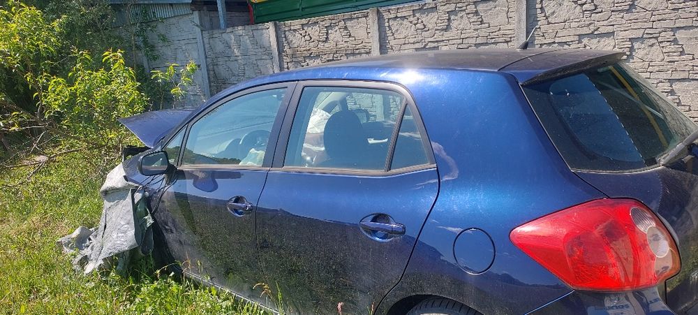 Toyota auris I 2008r