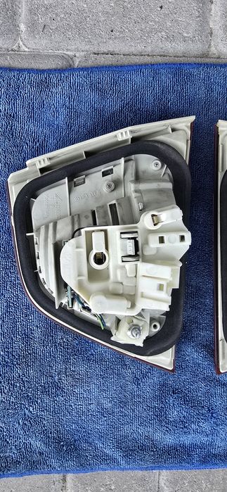 Задній лівий і правий стоп Bmw e91