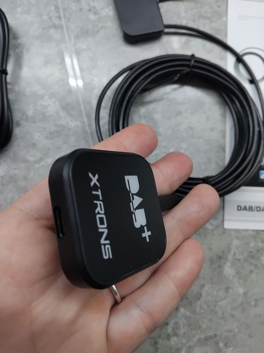 USB-адаптер DAB/DAB+ від XTRONS, призначений для отримання цифрового р
