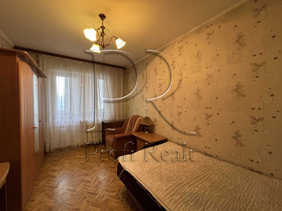 Оренда 3 кімн. квартири, вул.Прирічна 17г,Мінська,Оболонь,Героїв Дніпр