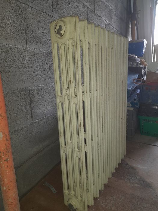 Radiador ferro  fundido 150€