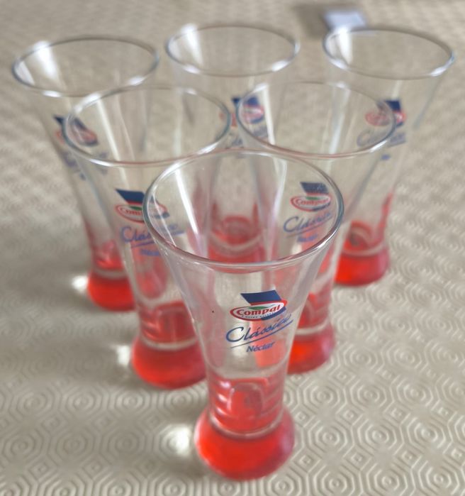 Copos   variados hotelaria