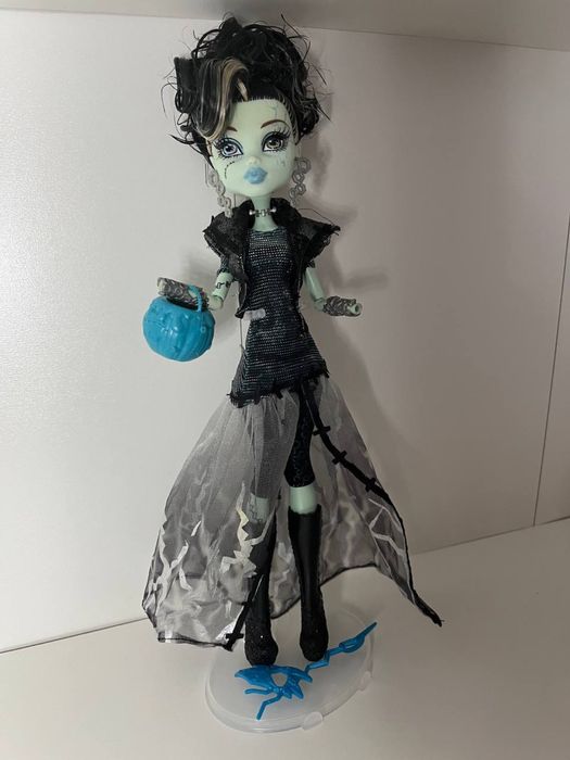 Льялька Монстер хай Френкі