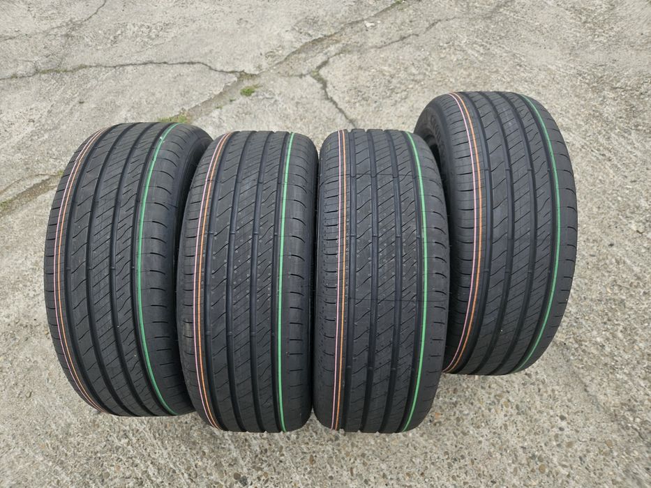 Opony letnie 215/55/17 94w goodyear preformance 2
