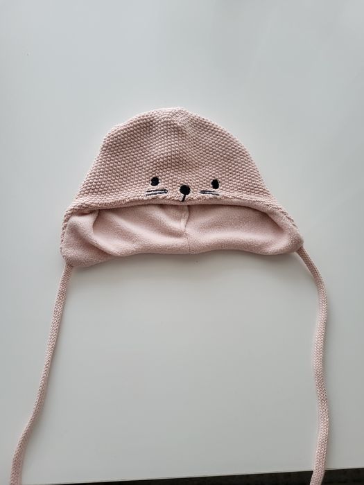 Czapeczka dziecięca firmy Newbie