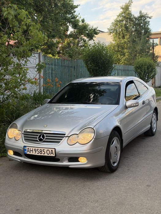 Mercedes - Benz W203