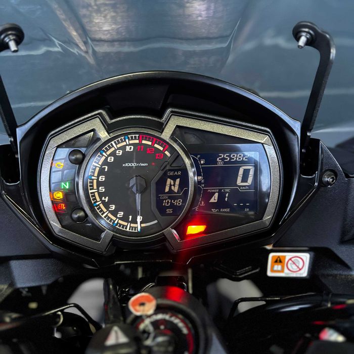 Продам мотоцикл Kawasaki Ninja 1000 (7469)