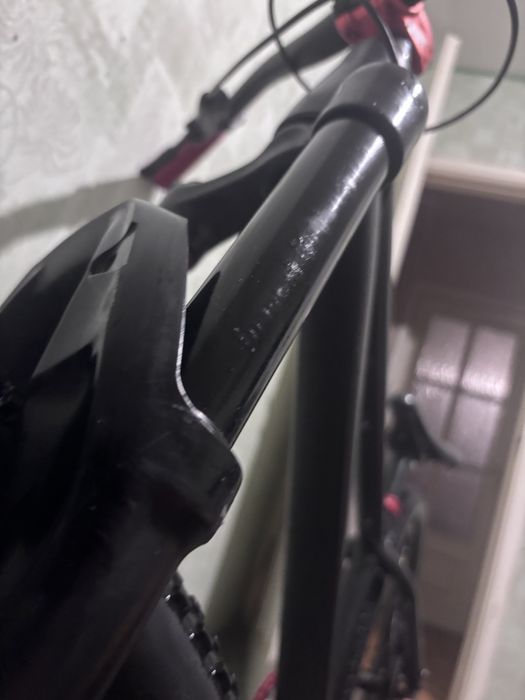 Вилка Rockshox revelation 29 RC Debon air 150mm 35