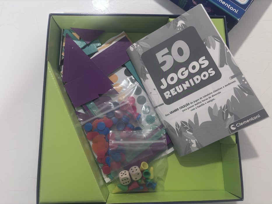 Jogos Clementoni A Volta ao Mundo + 50 Jogos Reunidos