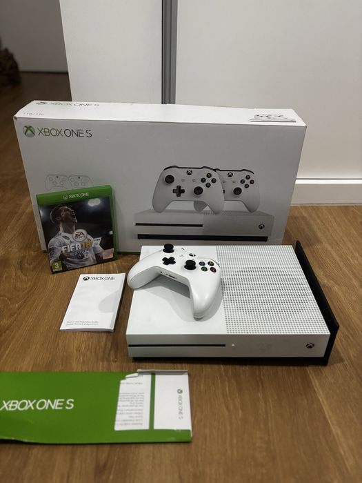 Xbox One S 1TB..