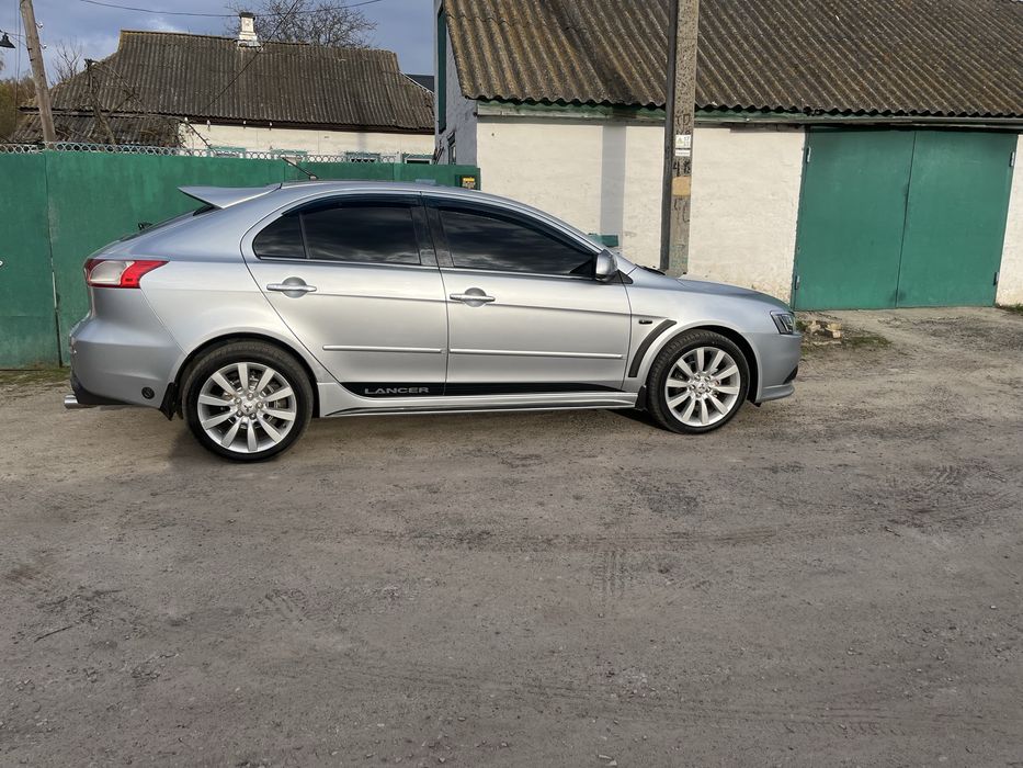 Mitsubishi lancer x