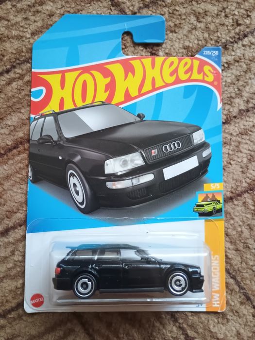 Hot Wheels 94 AUDI AVANT RS2