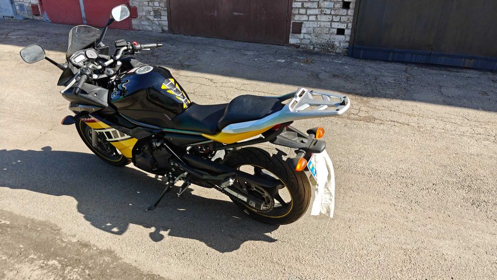 Fz6R Yamaha Diversion 2011