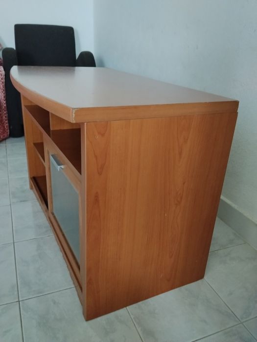 Móvel de TV / Aparador em bom estado – 30€