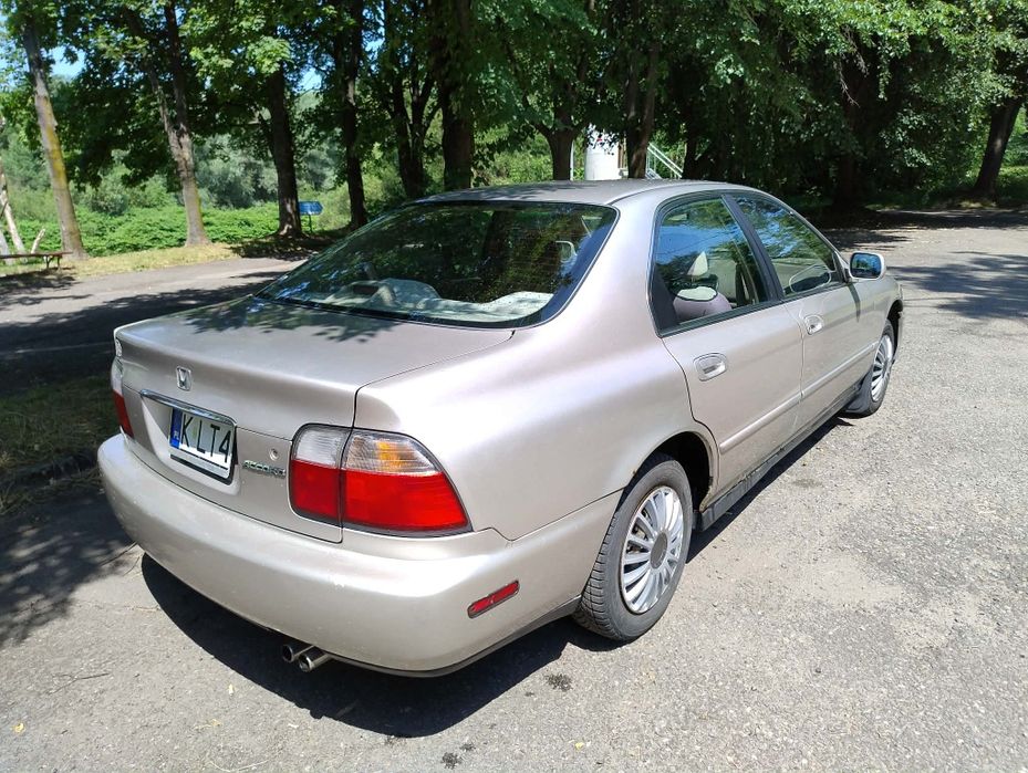 Honda Accord 2.2 Benzyna