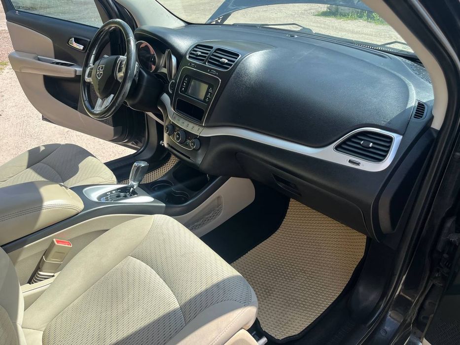 Продається авто Додж Джорні