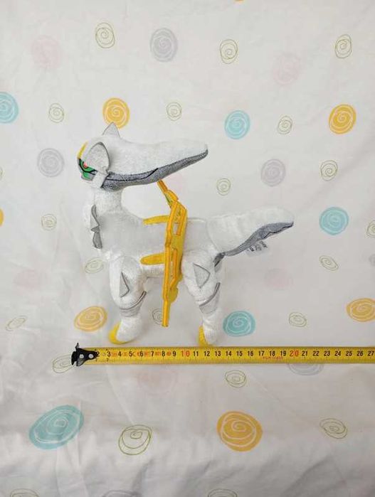 Pokémon peluche arceus